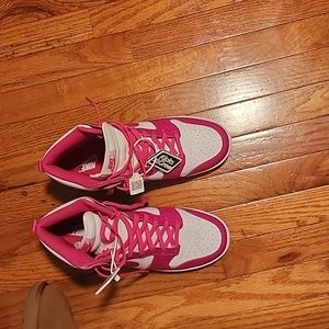 Pink and white Hightop dunks